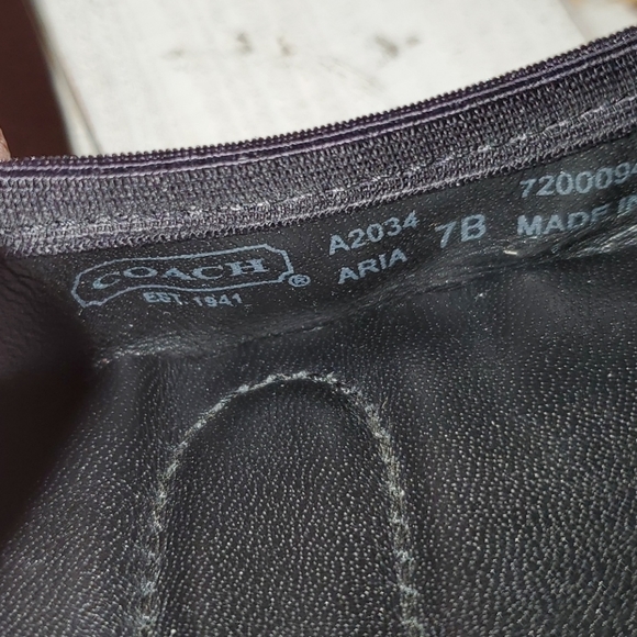 Coach Size 7 B Aria Black Leather Flats - Picture 7 of 8